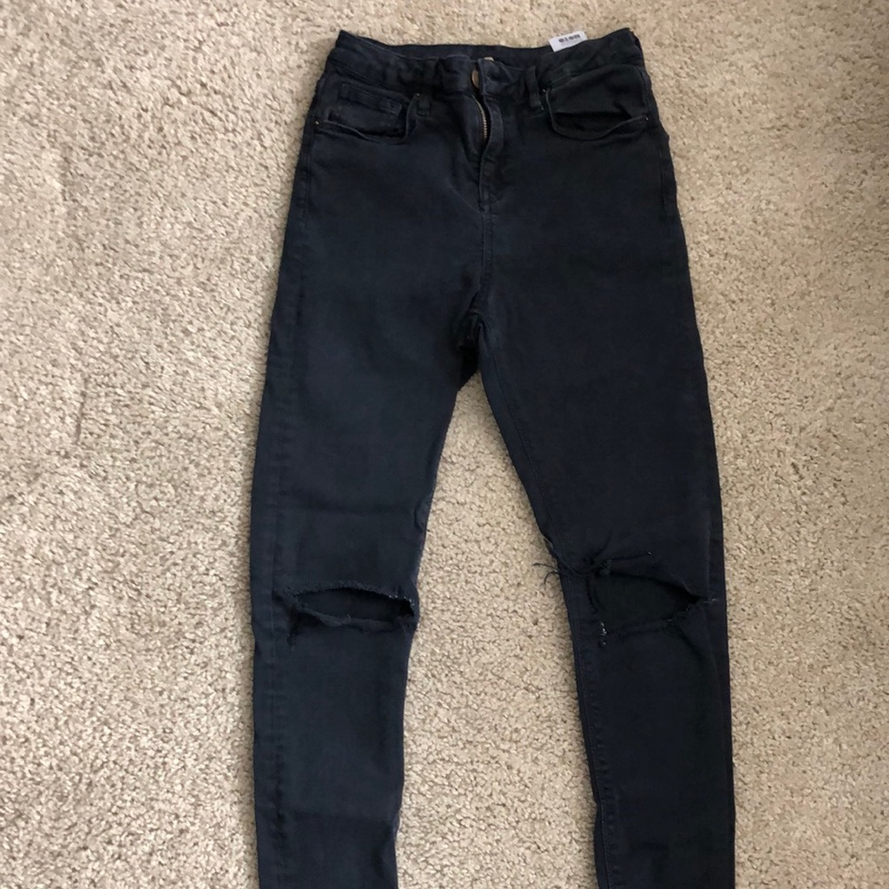 Topshop Moto Ripped Skinny Jeans